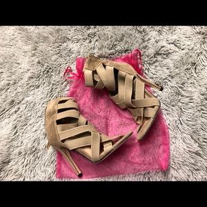 Crossover nude heels